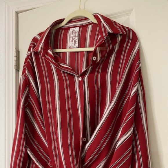 Small, Sadie R Sage, red and white long sleeve button up. - Picture 3 of 3